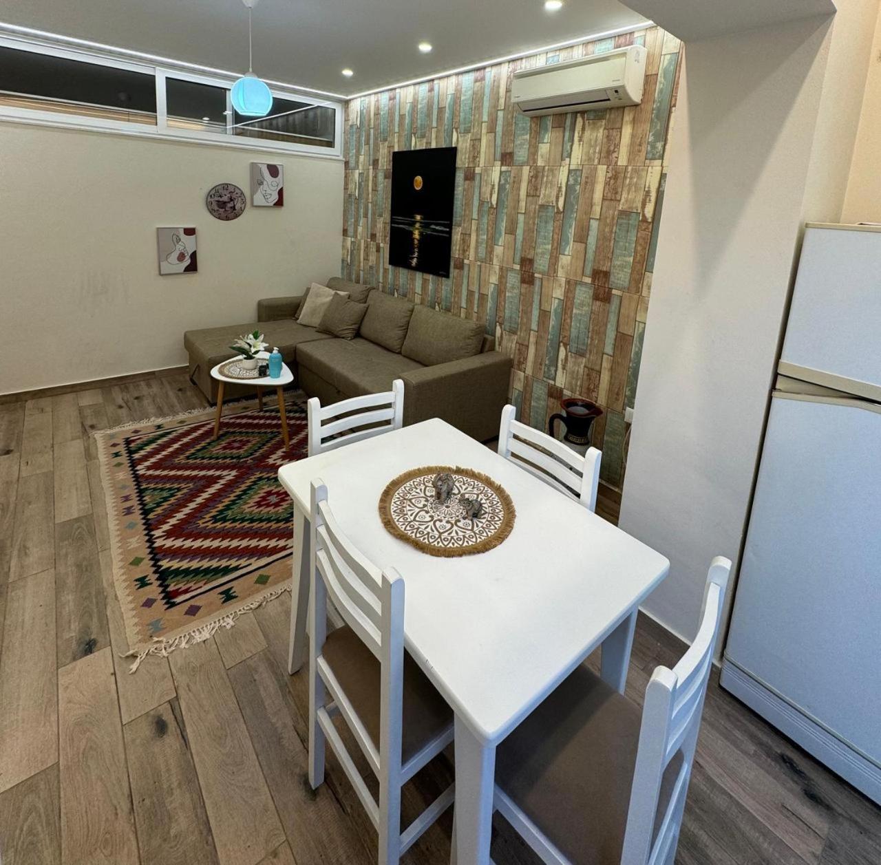 Urban Oasis 2 Apartment Tiranë Luaran gambar